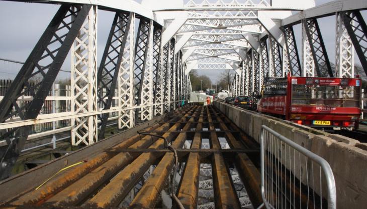Lytag from Aggregate Industries has helped to lighten the load on the newly refurbished Acton Swing Bridge Acton Swing Bridge