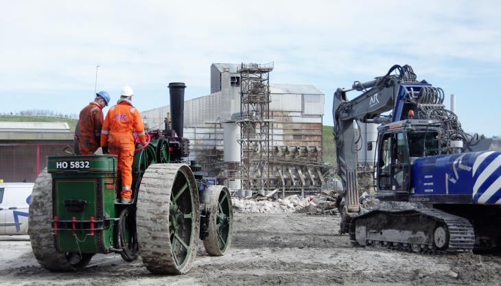 Avis on site at Aggregate Industries' Croft Quarry AR Demolition