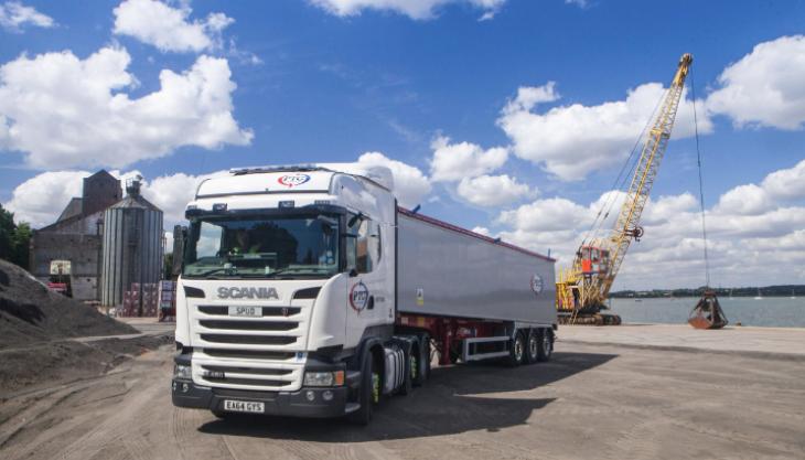 Scania R 450 LA6x2/4MNA twin-steer tractor unit with Highline cab Scania truck