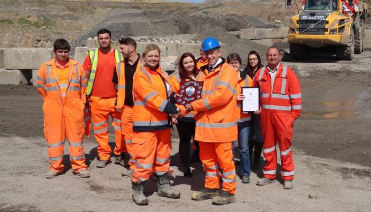 BAA award presentation at Aberdo Quarry Aberdo award