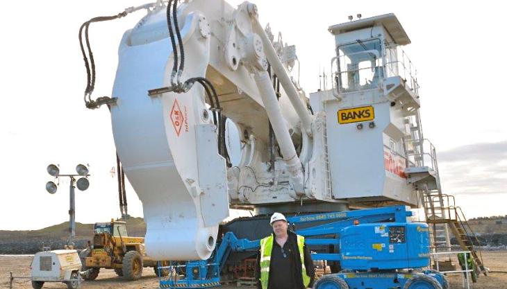 Banks Mining invest in a second O&K RH200 earthmover O&K RH200 earthmover
