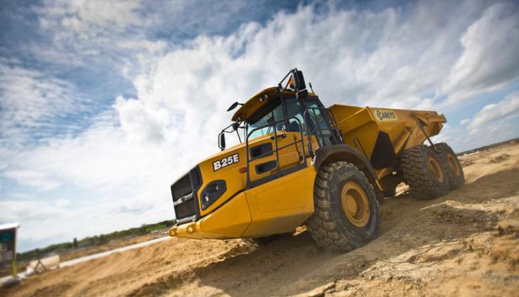 Bell B25E articulated dumptruck