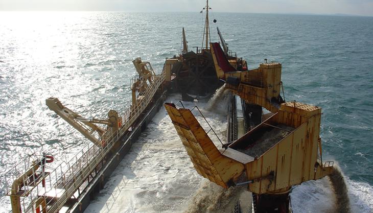 Marine aggregate dredger