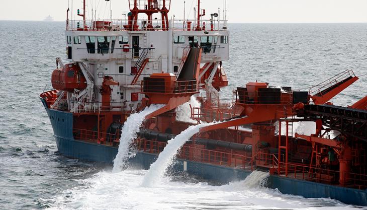 Marine aggregate dredger