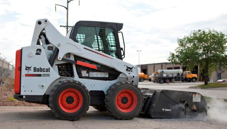 Bobcat S570 planer