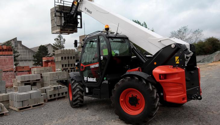 Bobcat TA0140 telehandler