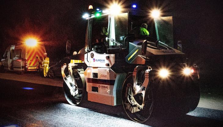 Eurovia Contracting are trialling new AQA service in real-world conditions Bomag BW174AP roller