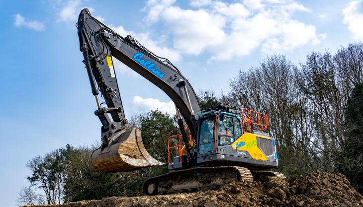 One of Collins Earthworks’ – and the UK’s – first Volvo EC300E Hybrid excavators, supplied by SMT GB Volvo EC300E Hybrid