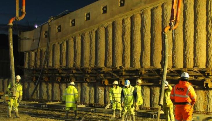 Hanson Concrete complete continuous 1,508-cubic-metre-pour for new M74 motorway underpass in under 14 hours Concrete pour