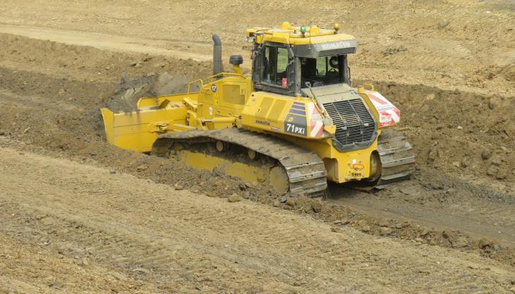 Wordsworth Excavations' new Komatsu D71PXi-24 dozer at work Komatsu D71PXi-24 dozer