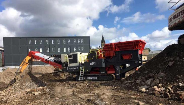 Sandvik QJ341 mobile jaw crusher