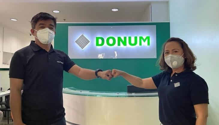 L-R: Vic Bueno, distribution manager, APAC North at Metso Outotec, and Arlene D. Abata, president of Donum Vic Bueno and Arlene Abata