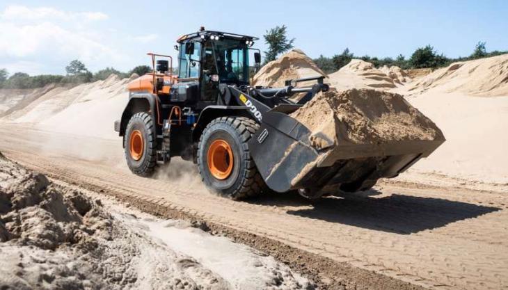 Doosan DL420-7 wheel loader