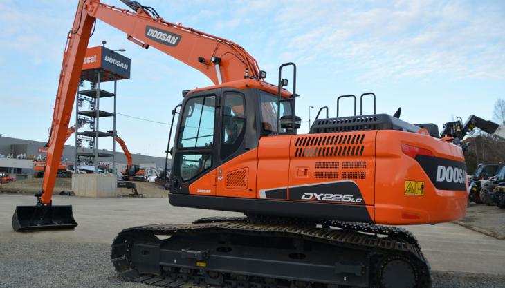 Doosan DX225SLR-5 excavator Doosan DX225SLR-5 excavator