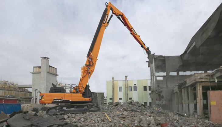 Doosan DX530DM high-reach demolition excavator