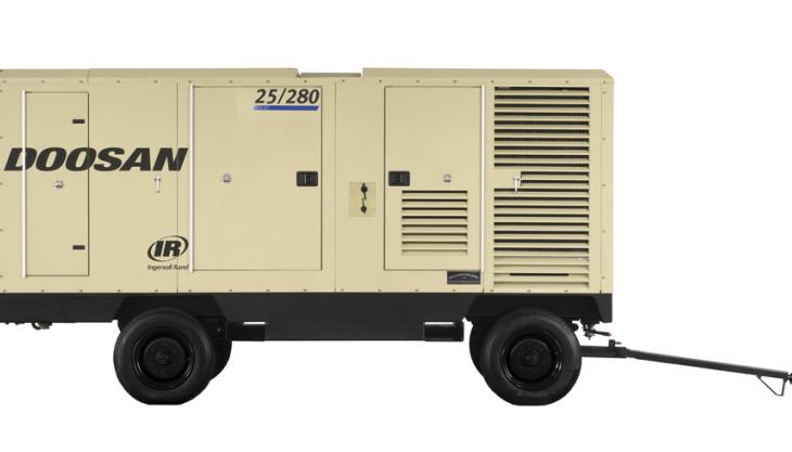 Doosan 25/280 portable compressor