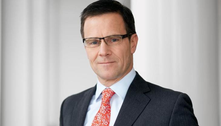 Dr Dominik von Achten Dr Dominik von Achten