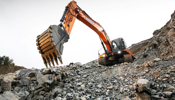 Ligranit's new Doosan DX350LC-7 excavator in action at Ruprechtice Quarry in the Czech Republic Doosan DX350LC-7 excavator