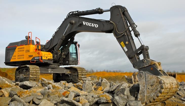Earthline's new 75-tonne Volvo EC750E excavator Volvo EC750E