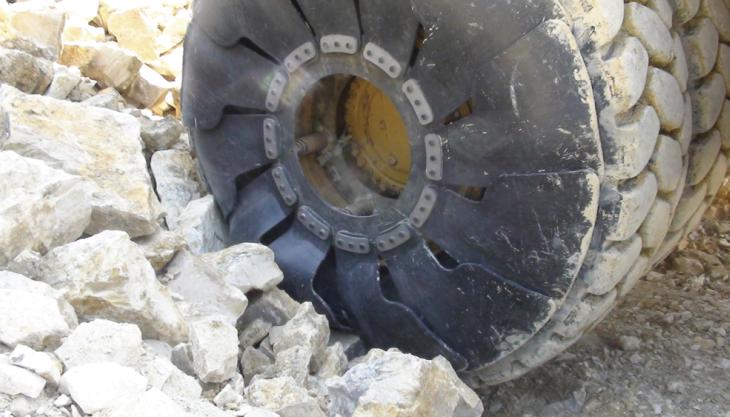 The new Sideflex tyre sidewall protection system from Erlau Erlau Sideflex