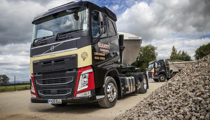 Elliotts (Cheltenham)'s new Volvo FH Lite tractor unit Volvo FH Lite tractor unit