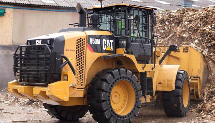 Finning and Veolia trial new Caterpillar joystick steering Cat 950M wheel loaders