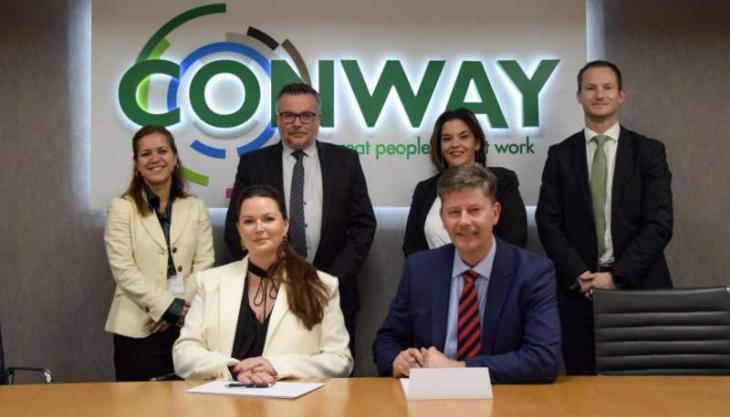 Signing of the memorandum of understanding between FM Conway and Shell FM Conway and Shell MoU