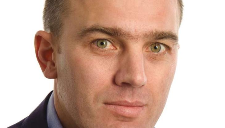 Dr Andrew Minson Dr Andrew Minson
