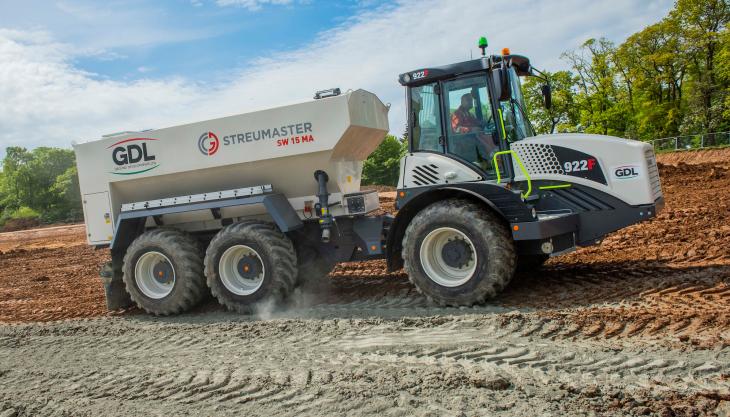 Streumaster integrated binder spreader mounted on a customized Hydrema chassis GDL Streumaster