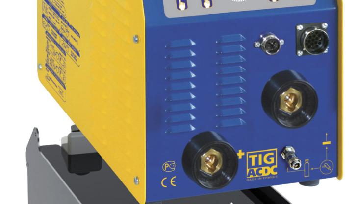 The TIG 207 AC/DC FV with optional water cooling unit GYS TIG 207