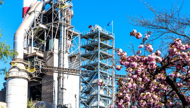 HeidelbergCement have already committed itself to lower their Scope 1 emissions to below 500kg of CO2 per tonne of cementitious material by 2030 HeidelbergCement