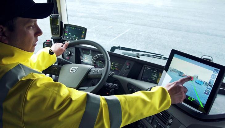 Hiab’s HiVision for MULTILIFT hooklifts HiVision