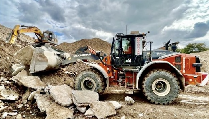 O'Donovn Waste disposal's new Hitachi ZW220-7 wheel loader Hitachi ZW220-7 wheel loader