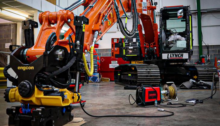 HCMUK will fit Engcon tiltrotators at their preparation centre in the North East Hitachi Engcon