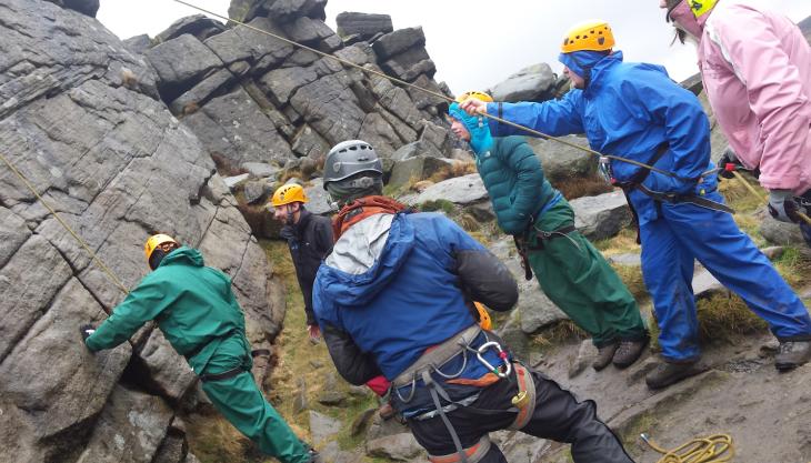 Mineral products apprentices learning teamwork and leadership skills in the Peak District Hollowford outdoor activity