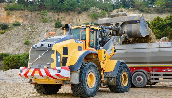 One of Holmes Sand & Ballast's new Volvo L150H loading shovels Volvo L150H wheel loader