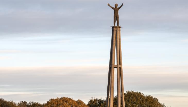 Hope Sculpture. Steuart Padwick © Keith Hunter Photography Hope Sculpture
