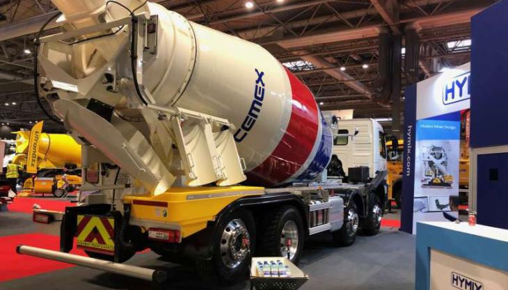 Hymix concrete truckmixer with no ladder or platform