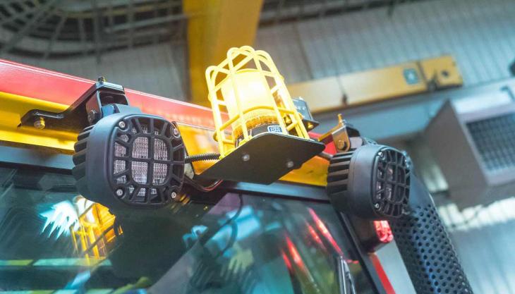 Hyster hazard lights and radar system