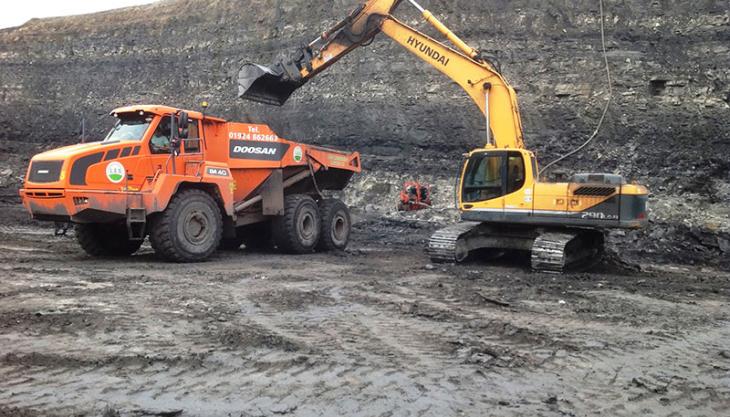 Hyundai R290-9 excavator