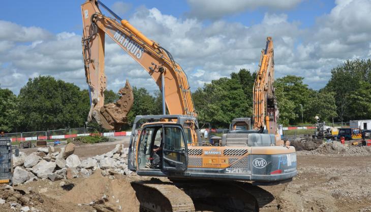 Hyundai R250 excavator Hyundai R250 excavator
