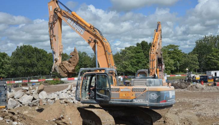 Hyundai R250 excavator