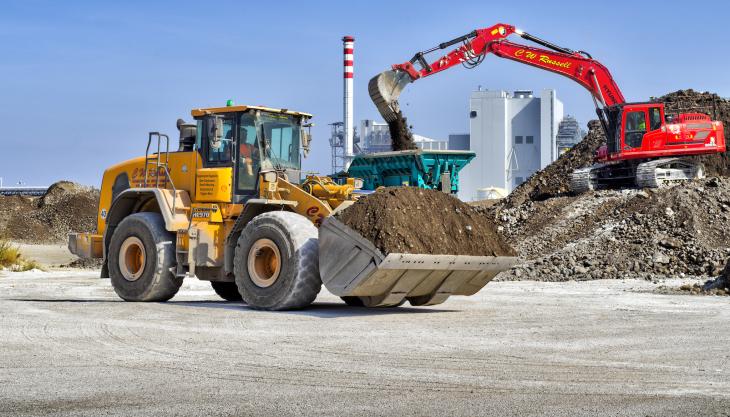 CW Russell invest in new Hyundai HL970A wheel loader and HX300AL excavator CW Russell invest in new Hyundai HL970A wheel loader and HX300AL excavator