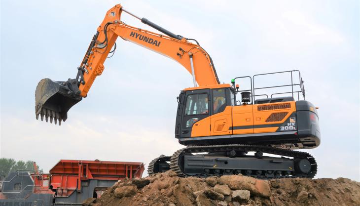 Hyundai HX300L excavator