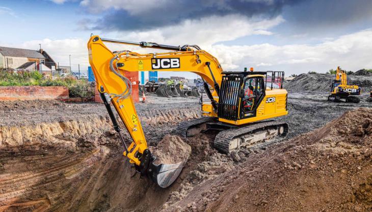 JCB report record-breaking year JCB 220X LC excavator