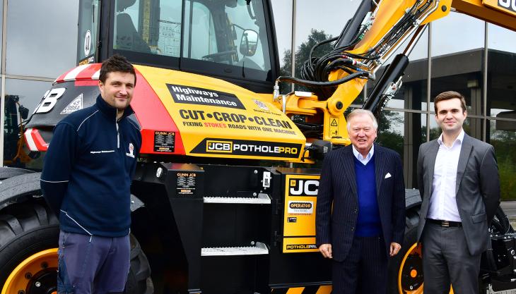 L-R: James Harper, Stoke-on-Trent City Council’s team manager of Highways; JCB chairman Lord Bamford; and Councillor Daniel Jellyman, Stoke-on-Trent City Council’s Cabinet Member for Infrastructure, Regeneration and Heritage, with the JCB PotholePro JCB PotholePro