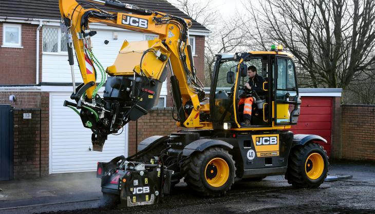 JCB PotholePro at work in Stoke-on-Trent JCB PotholePro