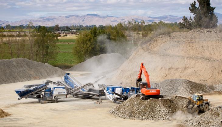 Trio of Kleemann machines for Simcox Construction Kleemann crushers and screens