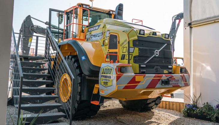 Chepstow Plant International's 1,000th Volvo machine – an L220H wheel loader – on display on the SMT GB stand at Hillhead 2022 L220H