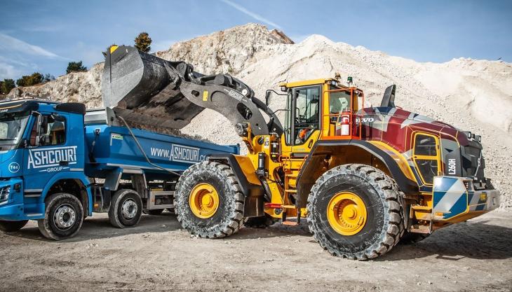 Ashcourt Group's new Volvo L260H wheel loader Volvo L260H wheel loader